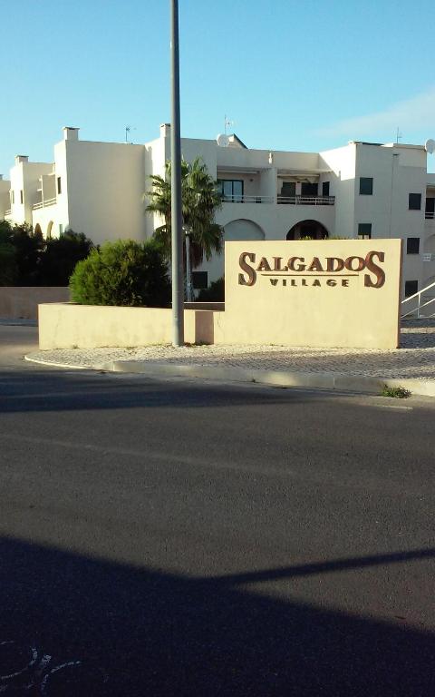 SALGADOS VILLAGE