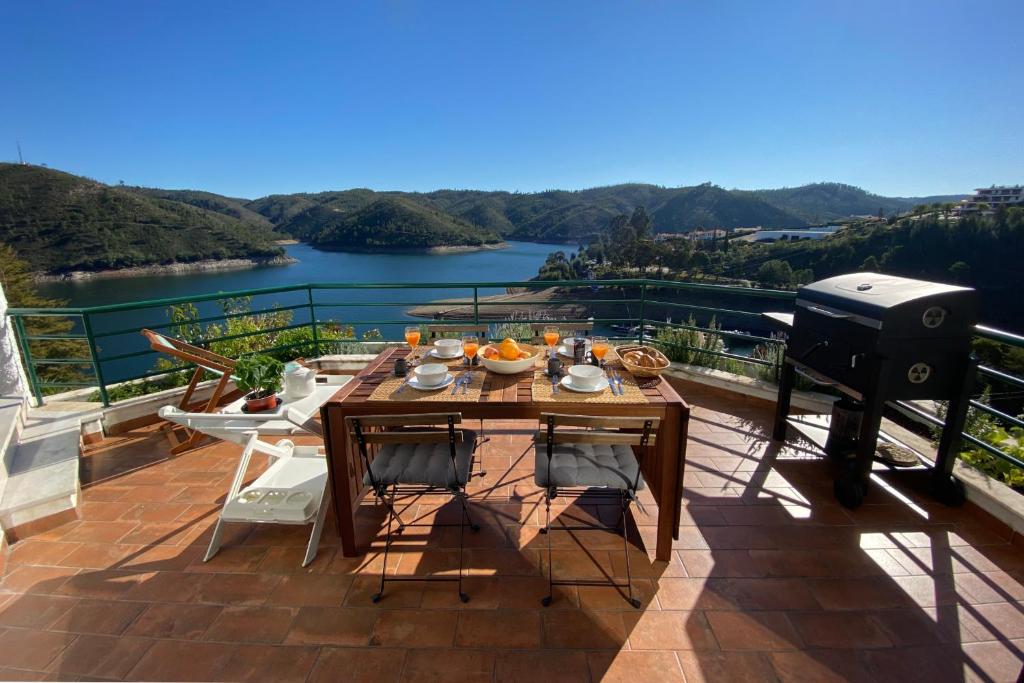 Imagem de Blue Lake House