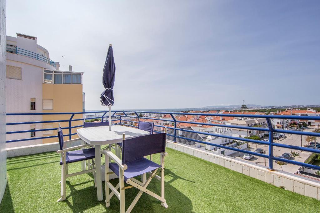 APARTAMENTO COSTA CAPARICA