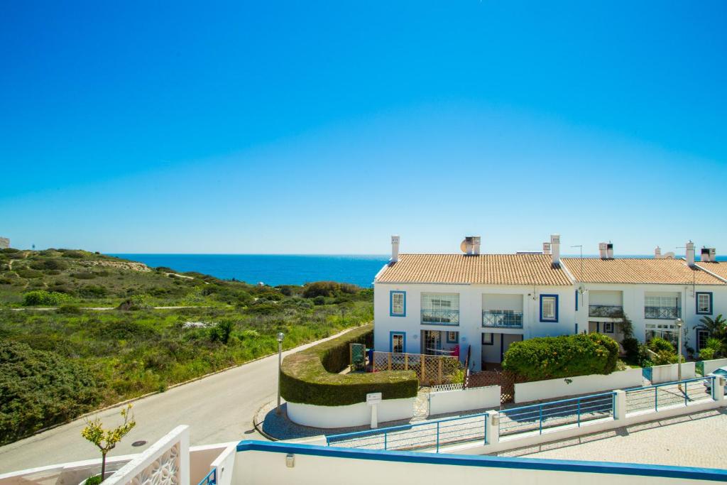 KERR VILLA