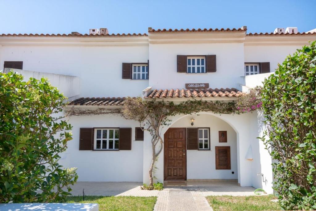 Imagem de casa mar E