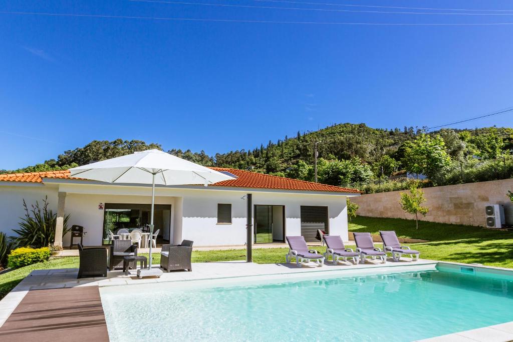 Imagem de Basto Village House