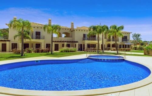 Imagem de Cascata Village K