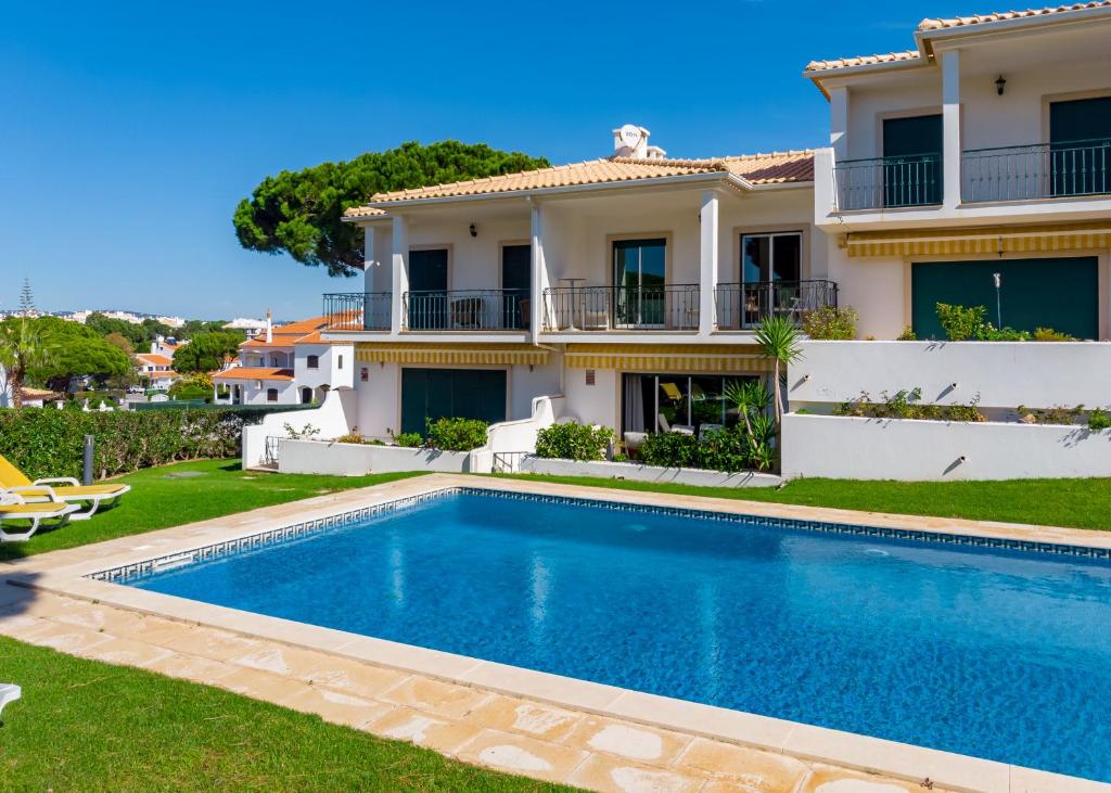 Imagem de Villa Moisés