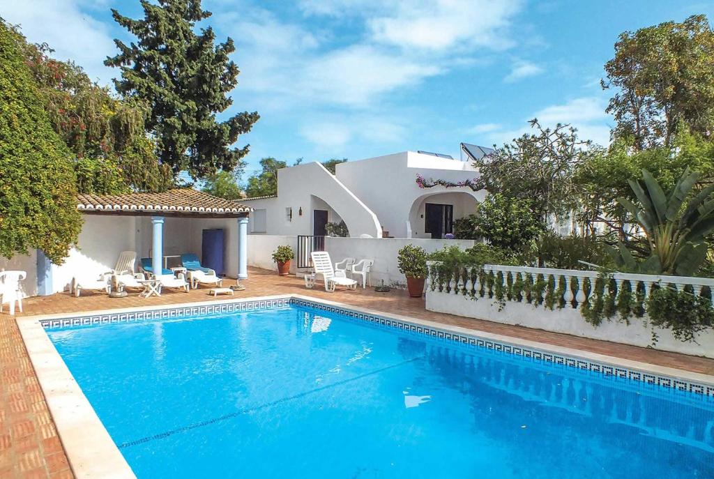CASA LUESSA