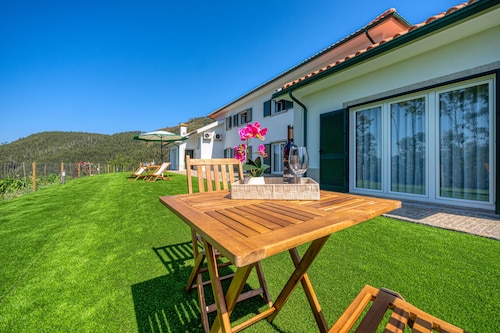 CENTRAL SUITES AROUCA 1