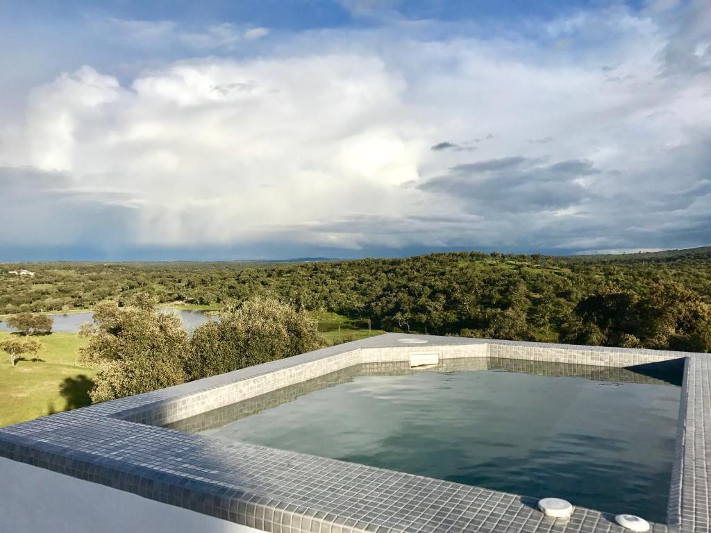 Imagem de Monte Aguilhão