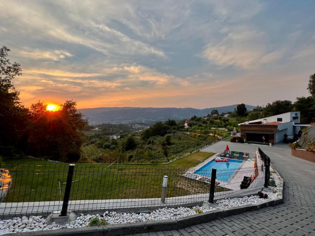 Imagem de LAND'HIM HOUSE