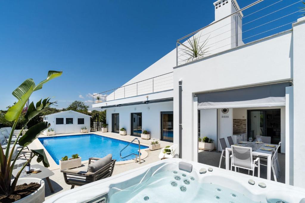 Imagem de Villa Chloe