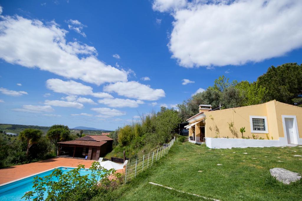 MOUNTAIN VIEW HOUSE