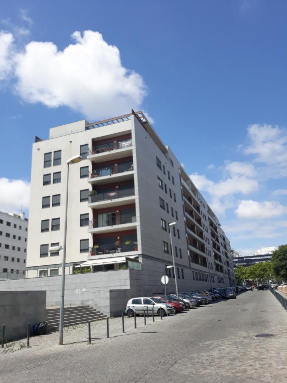 LISBON PRESTIGE I