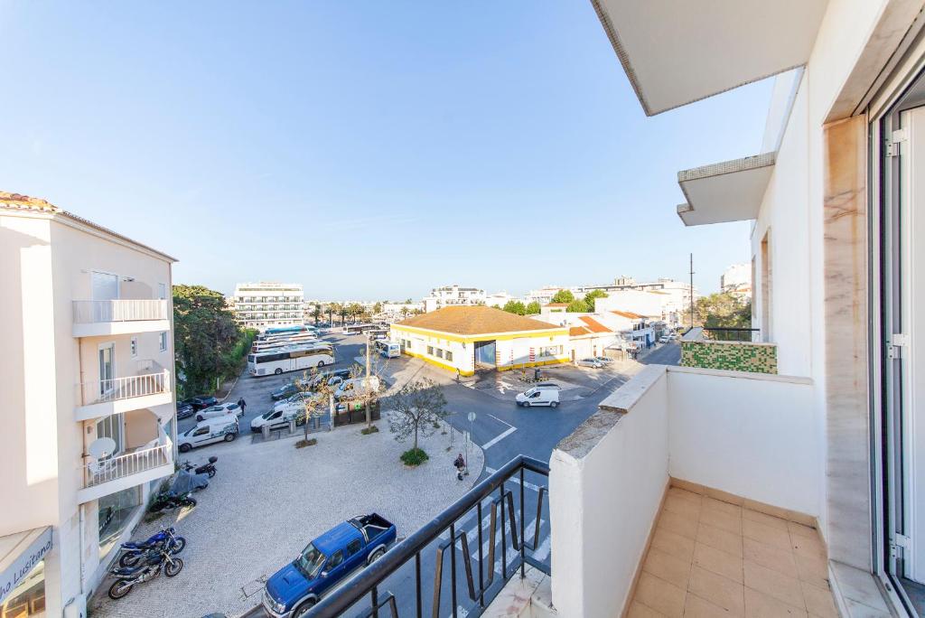 Imagem de PEACEFUL PATIO APARTMENT