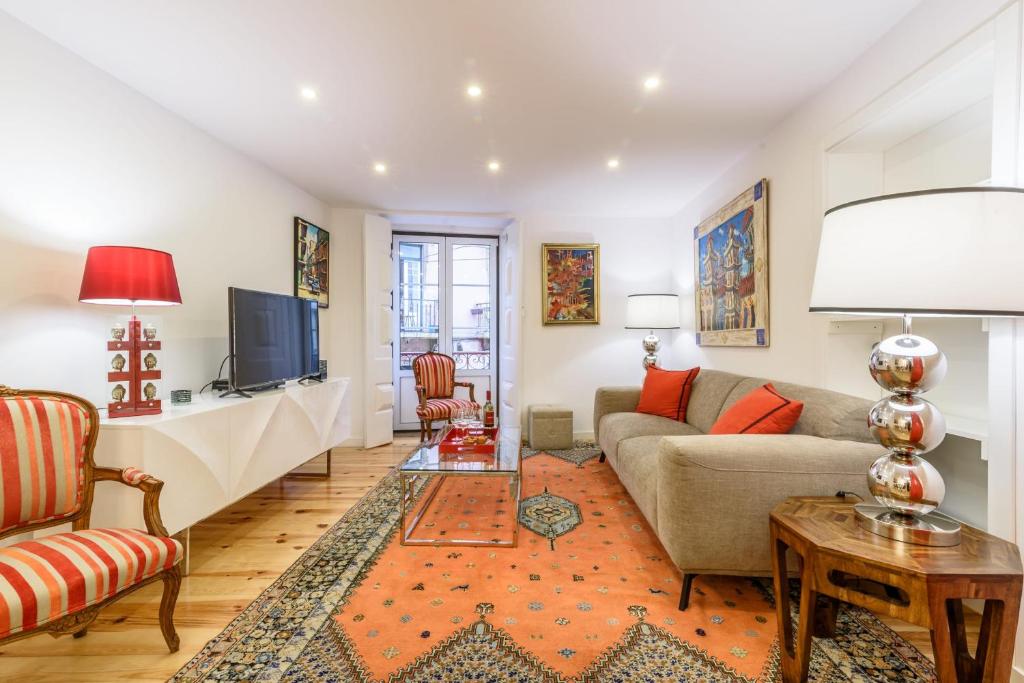 Imagem de "Azulejos" award-winning apartment