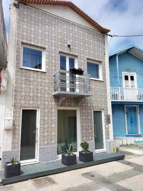 Imagem de THE VIOLET HOUSE