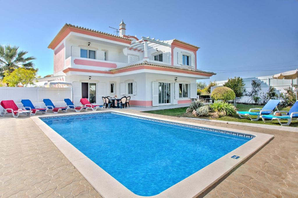 Imagem de Vila Rosa- Frª. G