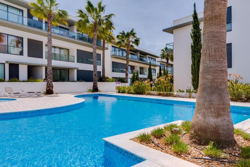 Imagem de Cavalo Preto Luxury Beach Resort - 301 B