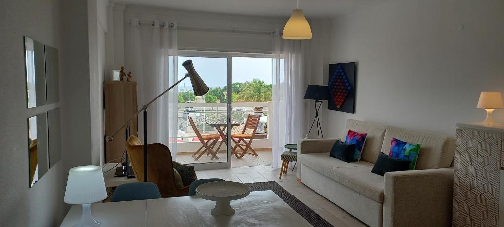 APARTAMENTO T2 PRIMEIRA LINHA