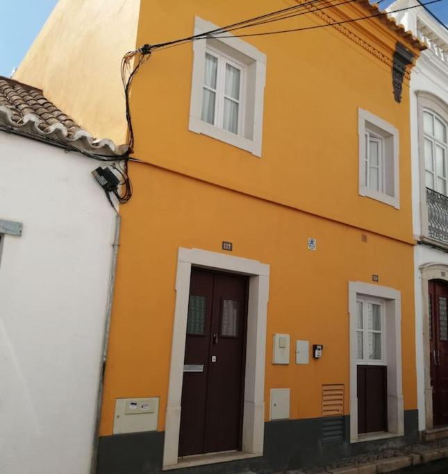 Imagem de YELLOW HOUSE