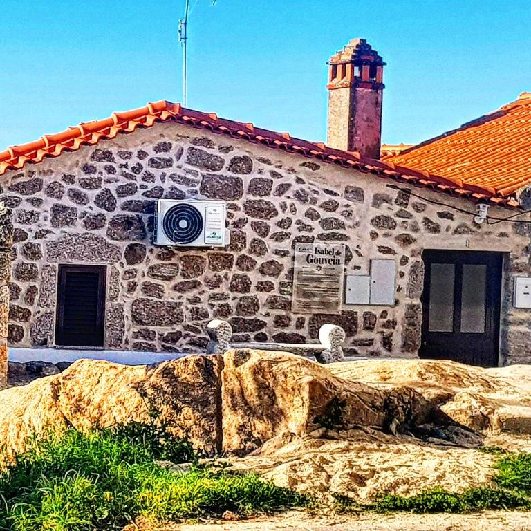 CASA ISABEL DE GOUVEIA