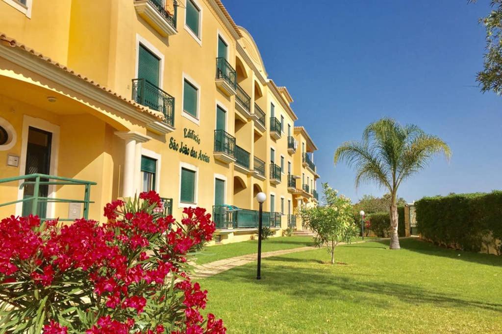 Imagem de 4116 Ethiene Vilanova