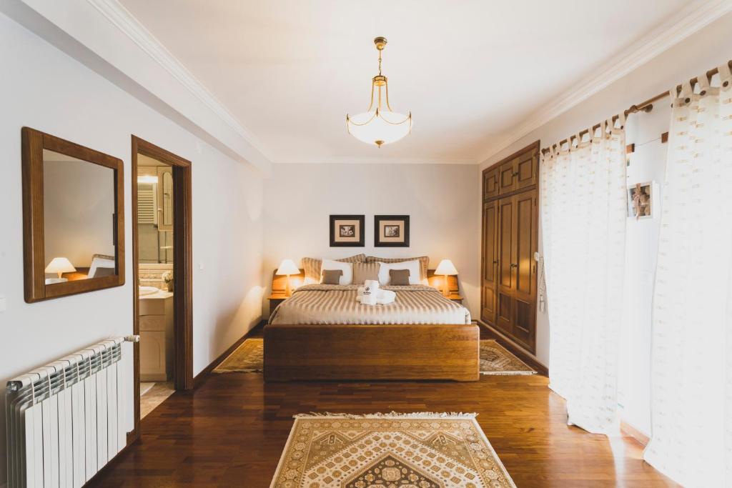 Image of Best Houses 81
