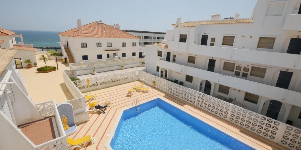 Imagem de OURA AMAZING VIEW BEACH APARTMENT