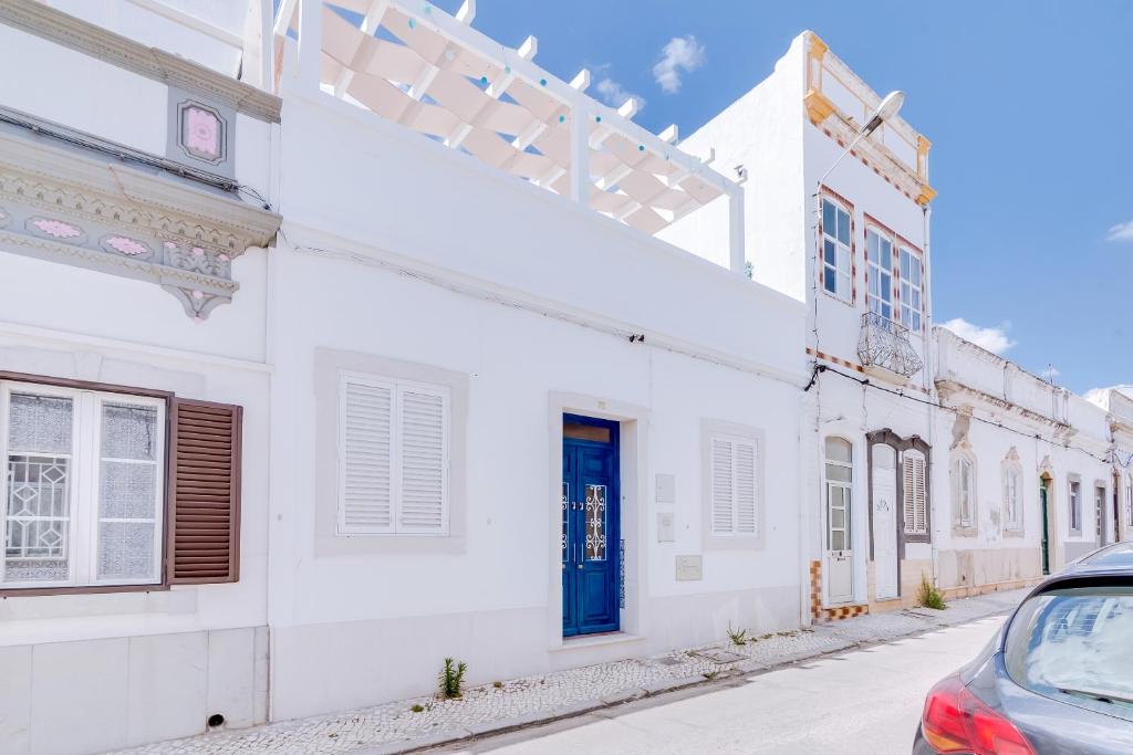 Imagem de The Yellow House