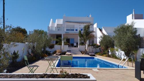 Imagem de Villa 102 C