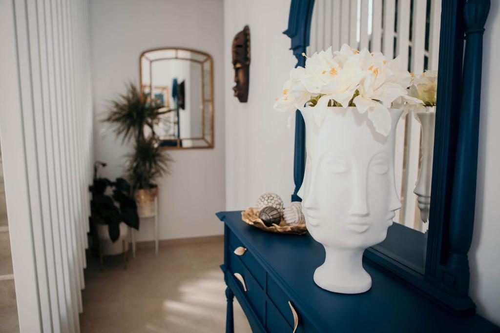 FLOWERS AND FACES