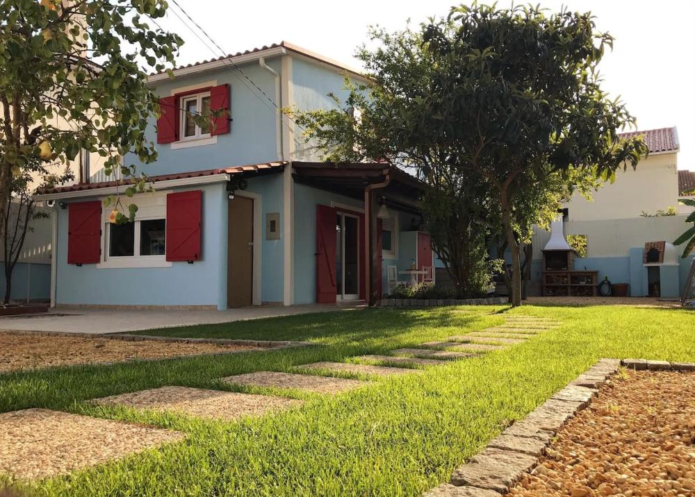 Imagem de Shanti House