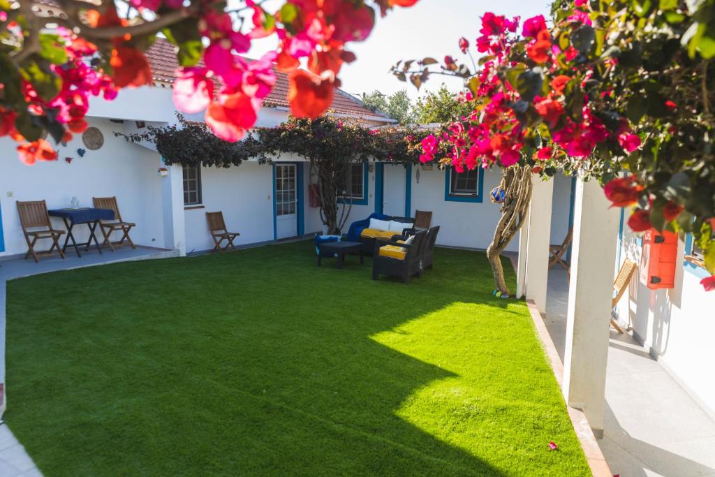 Imagem de CASA DO PORTÃO AZUL - Apartamento Dourada