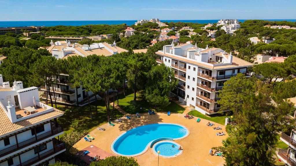 Imagem de Rua da Falésia, Aldeamento Pine Sun Park. Lote 10, 1º