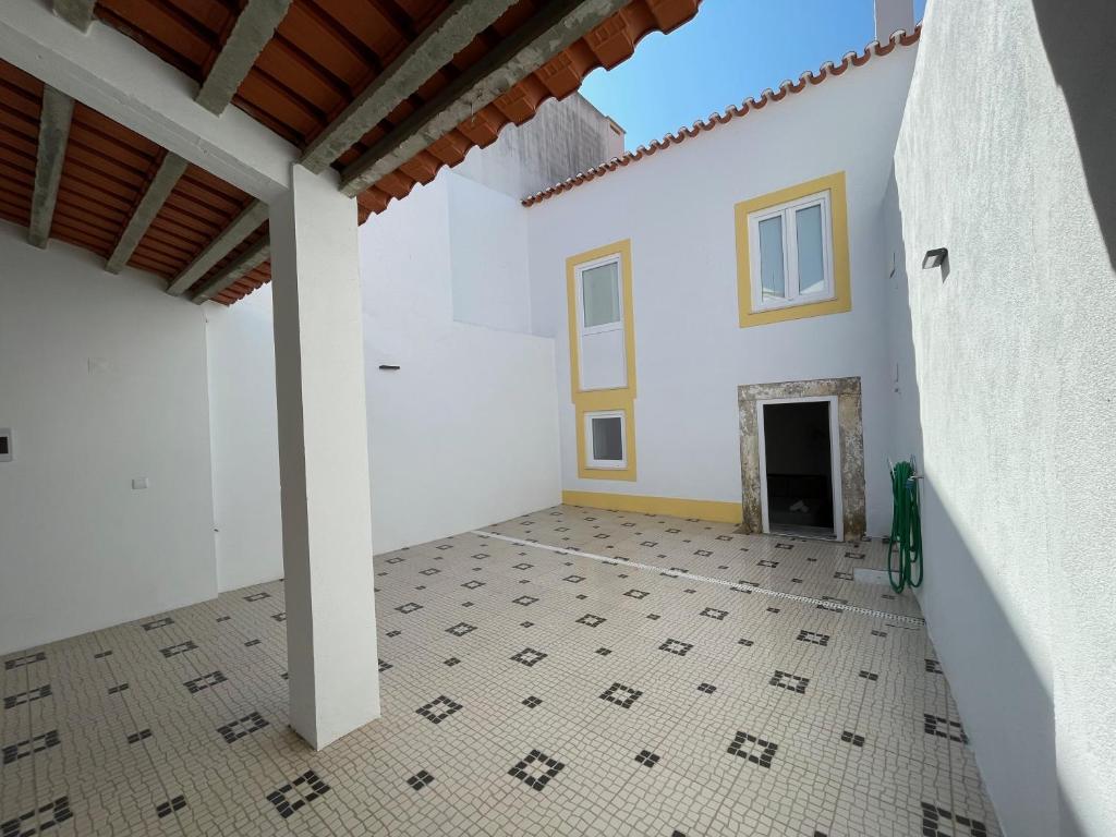 Imagem de Charming Benavente