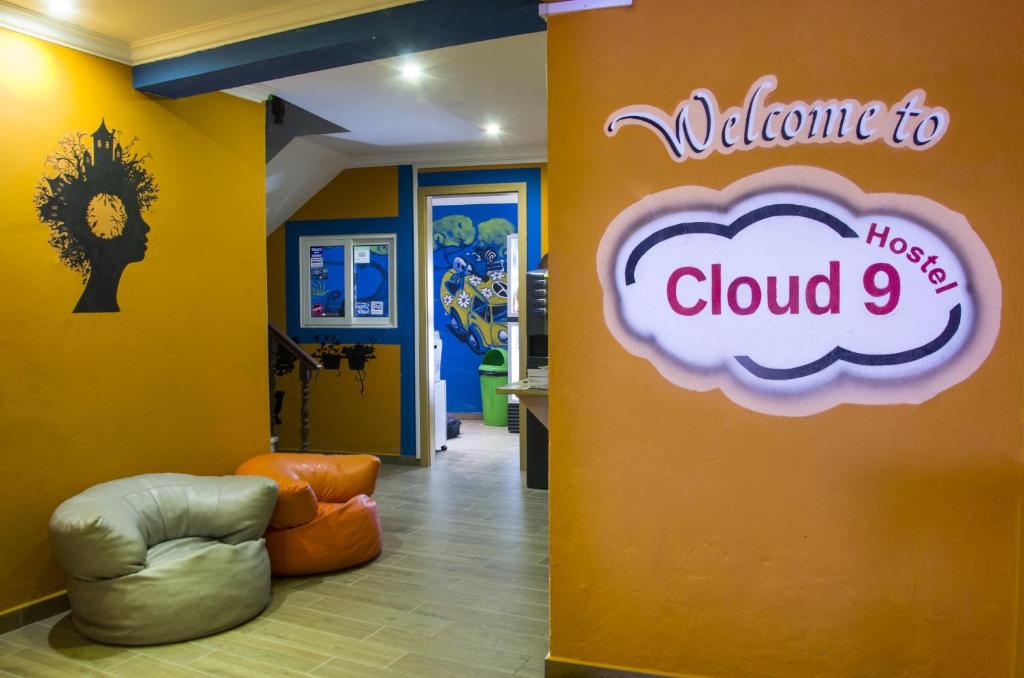 CLOUD 9 HOSTEL
