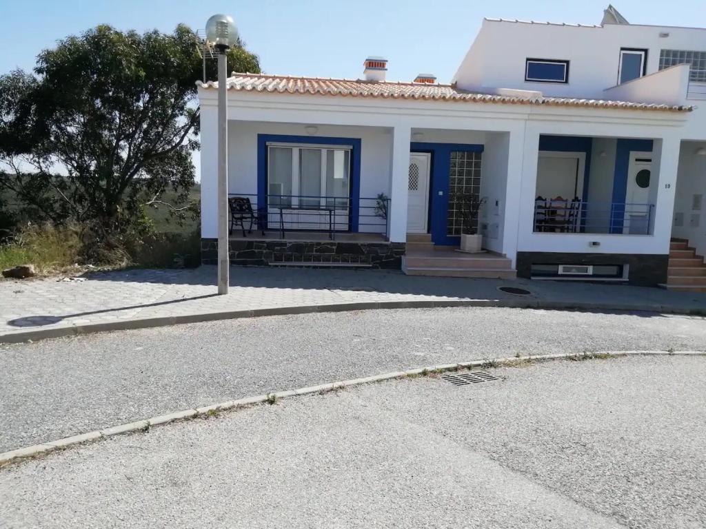 CASA BRISAMAR