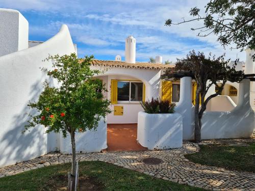 ALDEIA DO GOLFE I8