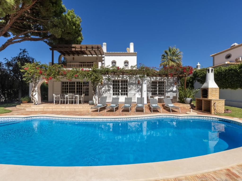 VILLA VERDE