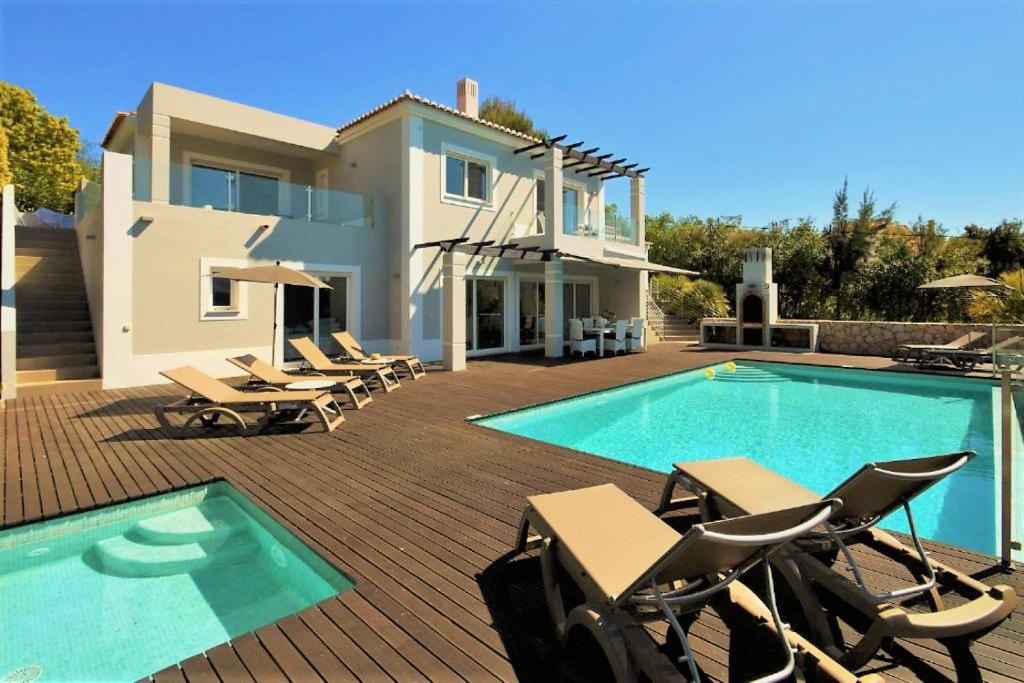Imagem de Villa Louella