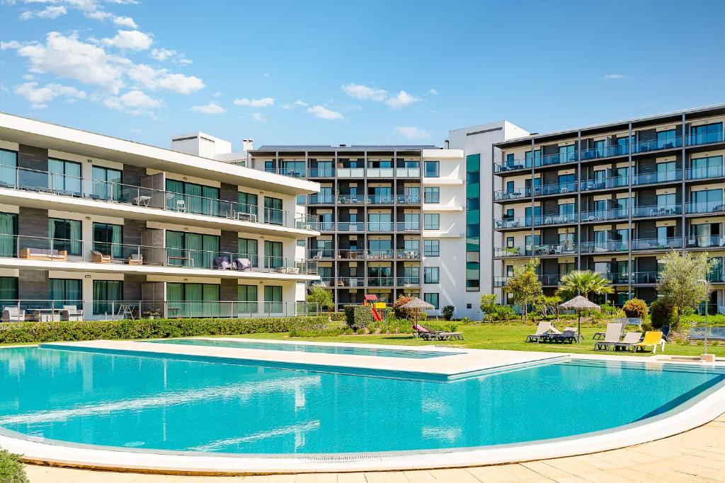 RESIDENCE GOLF 327 FRACÇÃO CH