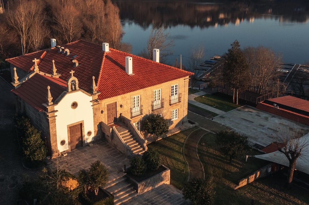 CASA DE LÁ