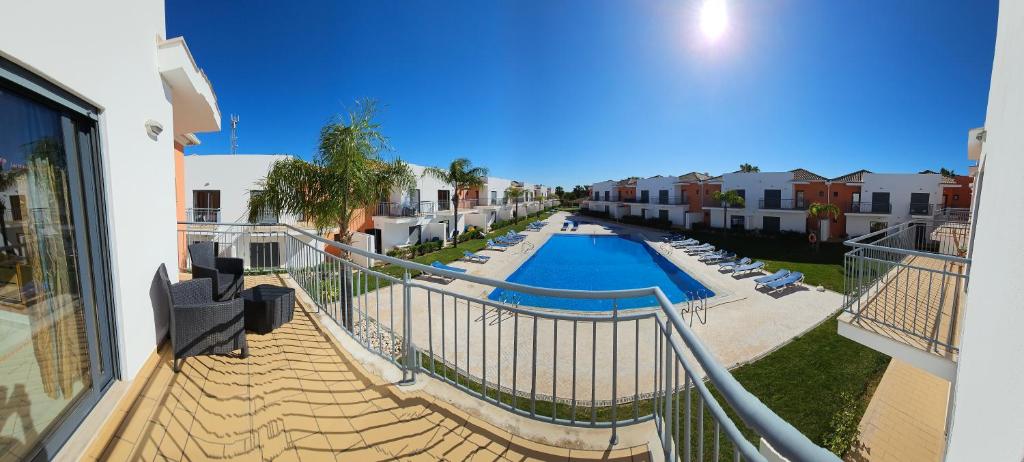 VILLA B