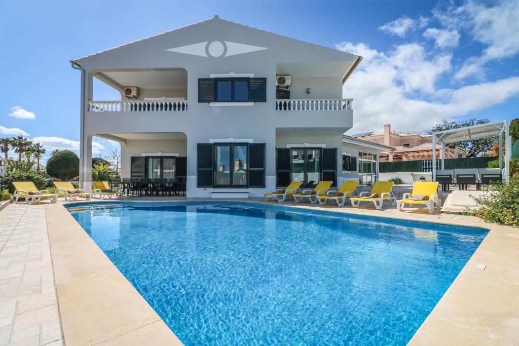 VILLA ALFAZEMA