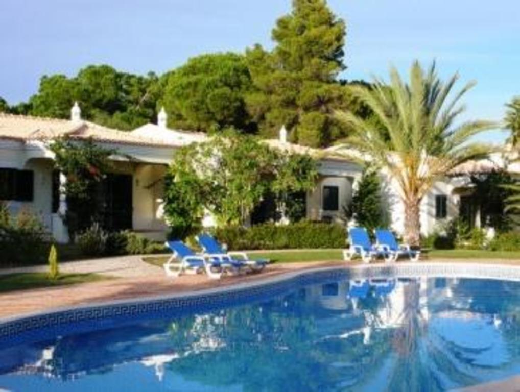 Imagem de Rosa Branca - Villas da Balaia