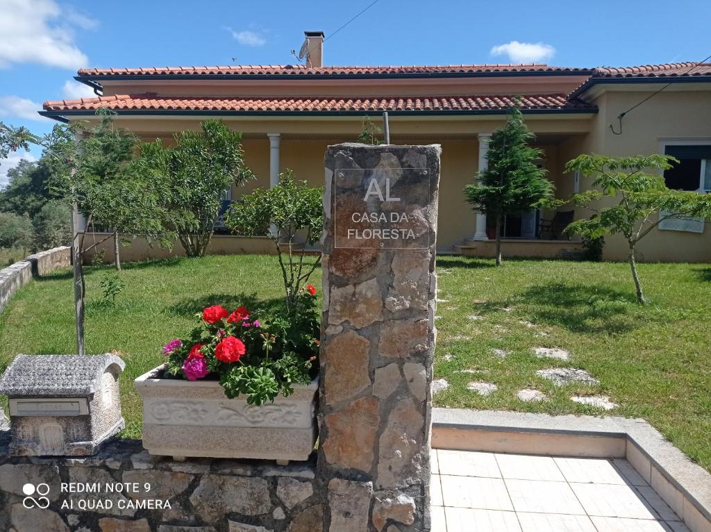 CASA DE MADEIRA
