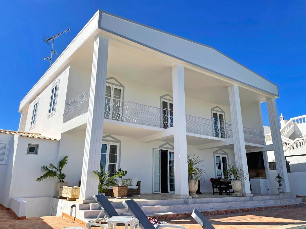 CASA DE BELO ROMÃO