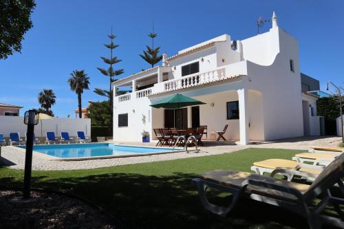 Imagem de Dad's Villa