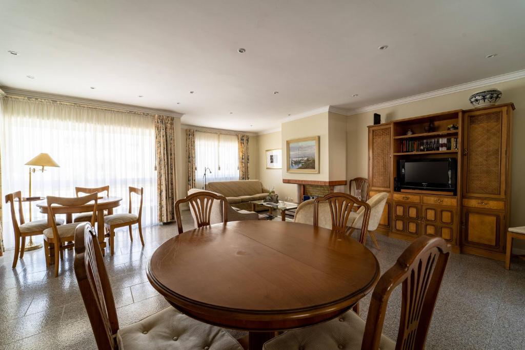 VILLA MARINHAS