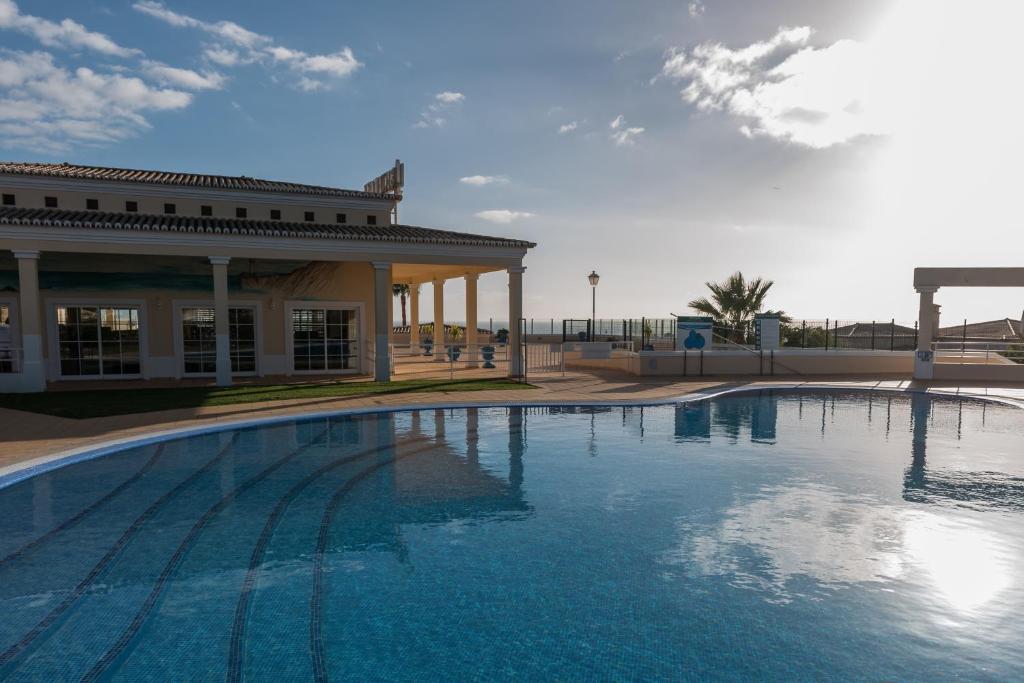 MORADIA LOTE 23-D, CLUBE GOLFEMAR