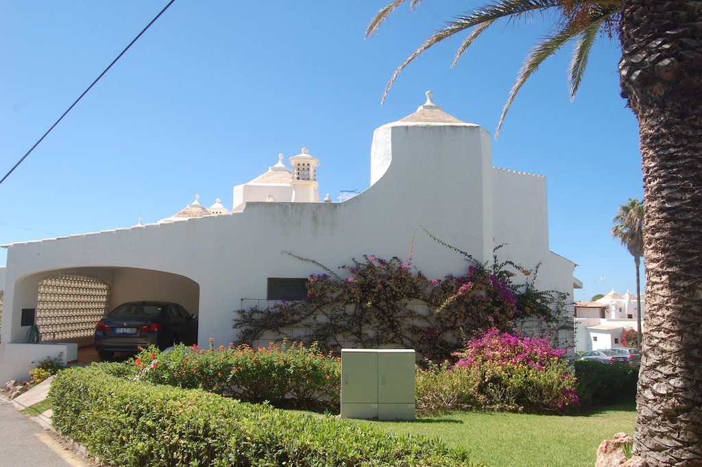 CASA DA QUEDA D' ÁGUA