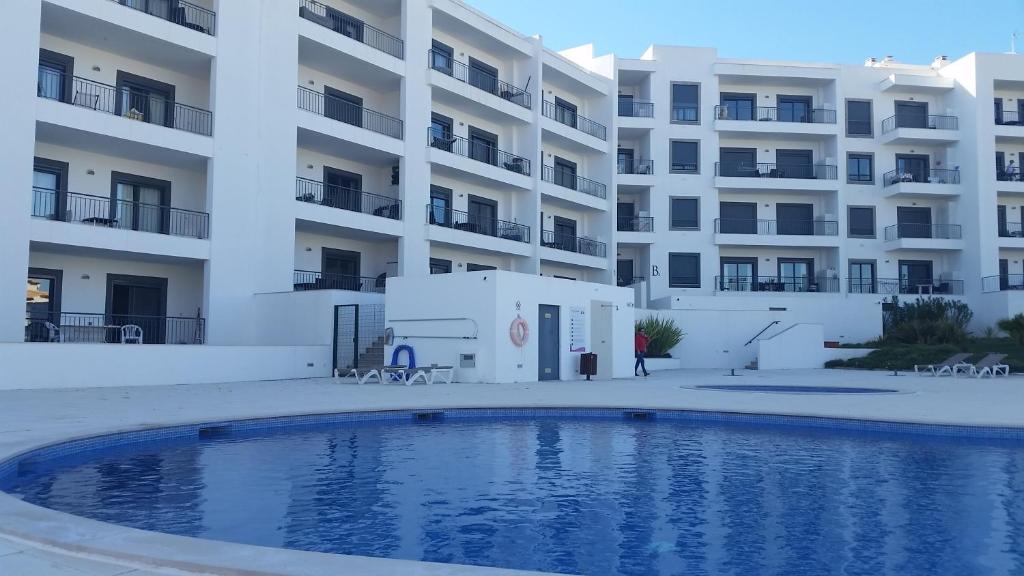 EDIFICIO VISTA DAS ONDAS